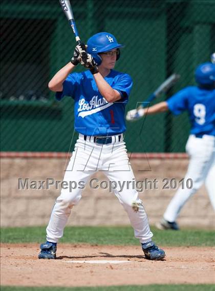 Thumbnail 3 in Murrieta Valley vs. Los Alamitos photogallery.