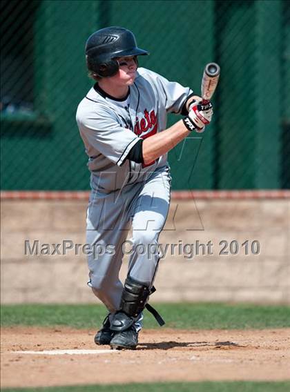 Thumbnail 1 in Murrieta Valley vs. Los Alamitos photogallery.