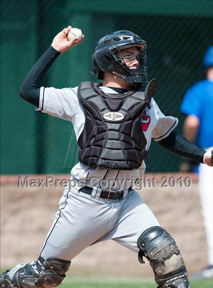 Thumbnail 1 in Murrieta Valley vs. Los Alamitos photogallery.