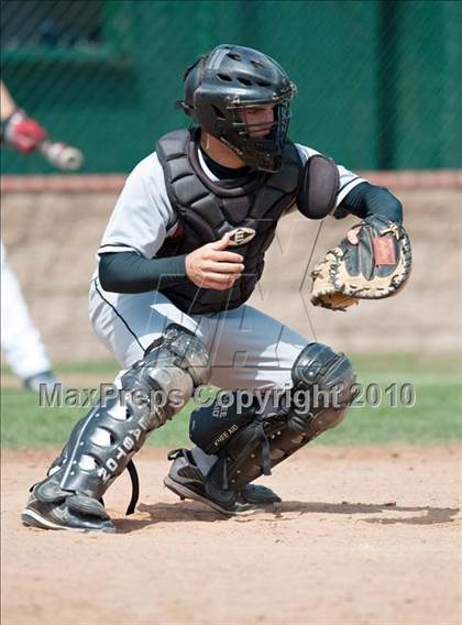 Thumbnail 3 in Murrieta Valley vs. Los Alamitos photogallery.