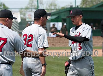 Thumbnail 1 in Murrieta Valley vs. Los Alamitos photogallery.