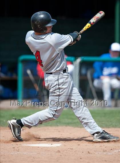 Thumbnail 1 in Murrieta Valley vs. Los Alamitos photogallery.
