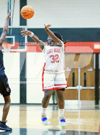 Thumbnail 2 in South Central @ New Bern photogallery.