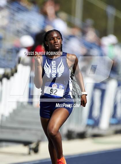 Thumbnail 1 in Bob Hayes Invitational (400m) photogallery.