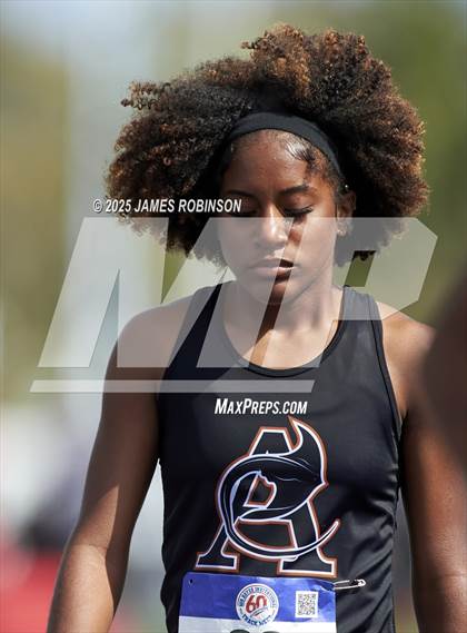 Thumbnail 3 in Bob Hayes Invitational (400m) photogallery.