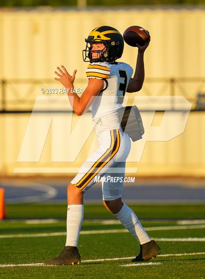 Thumbnail 1 in Del Oro @ Inderkum photogallery.