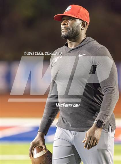 Thumbnail 1 in North Gwinnett vs. Walton (GHSA 7A 2nd Round) photogallery.