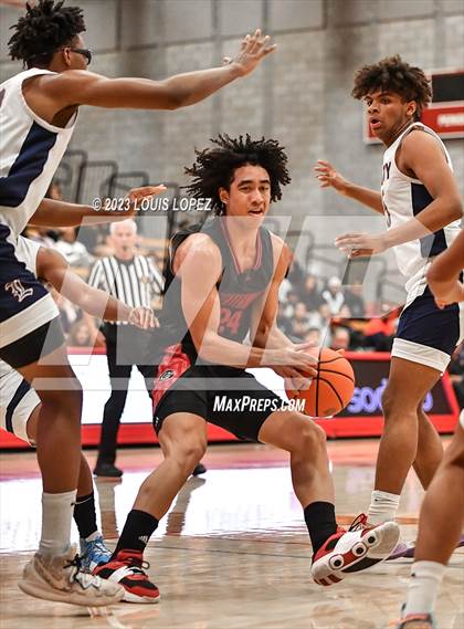 Thumbnail 1 in Liberty vs. Centennial (Nike Extravaganza) photogallery.