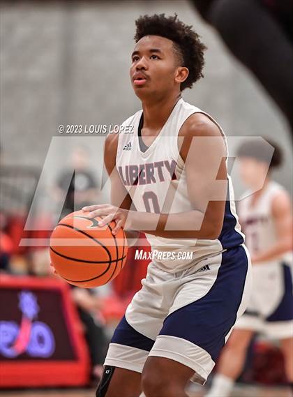 Thumbnail 2 in Liberty vs. Centennial (Nike Extravaganza) photogallery.