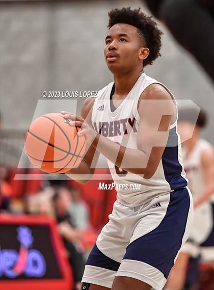 Thumbnail 3 in Liberty vs. Centennial (Nike Extravaganza) photogallery.
