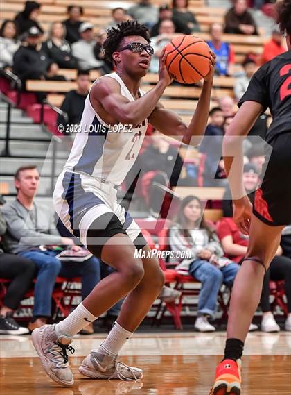 Thumbnail 1 in Liberty vs. Centennial (Nike Extravaganza) photogallery.