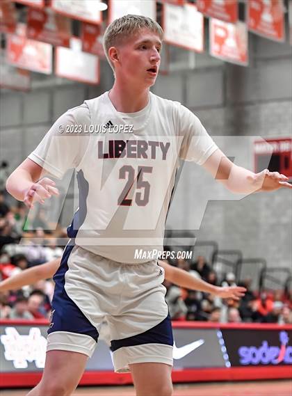 Thumbnail 1 in Liberty vs. Centennial (Nike Extravaganza) photogallery.