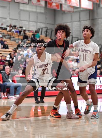 Thumbnail 2 in Liberty vs. Centennial (Nike Extravaganza) photogallery.