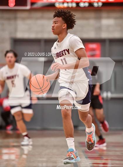 Thumbnail 3 in Liberty vs. Centennial (Nike Extravaganza) photogallery.