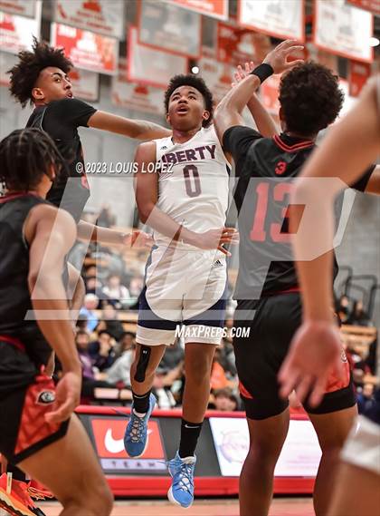 Thumbnail 3 in Liberty vs. Centennial (Nike Extravaganza) photogallery.