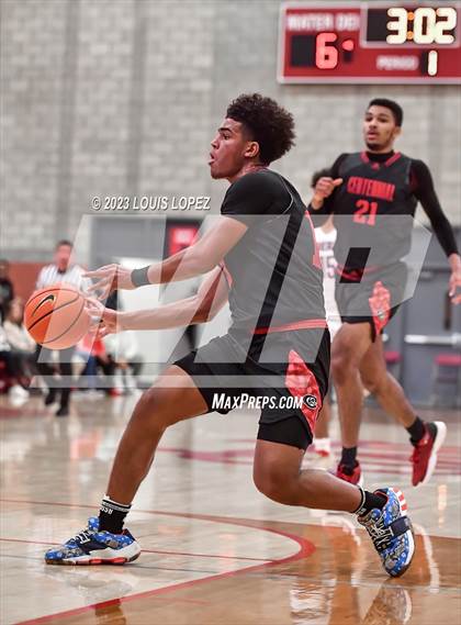 Thumbnail 3 in Liberty vs. Centennial (Nike Extravaganza) photogallery.