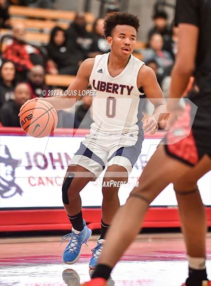 Thumbnail 1 in Liberty vs. Centennial (Nike Extravaganza) photogallery.