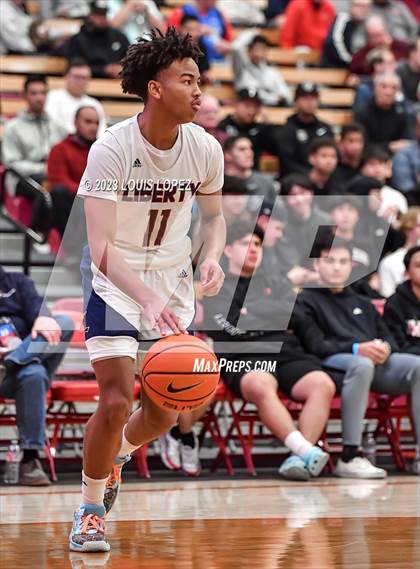 Thumbnail 2 in Liberty vs. Centennial (Nike Extravaganza) photogallery.