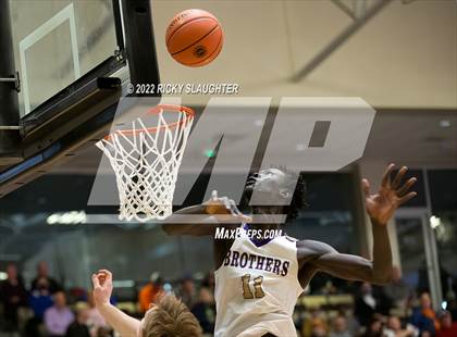 Thumbnail 2 in Christian Brothers vs. St. Louis Universityn (MSHSAA Class 6 Sectional) photogallery.