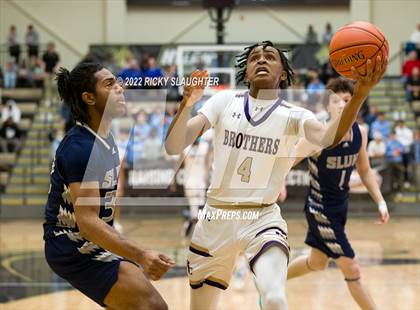 Thumbnail 3 in Christian Brothers vs. St. Louis Universityn (MSHSAA Class 6 Sectional) photogallery.