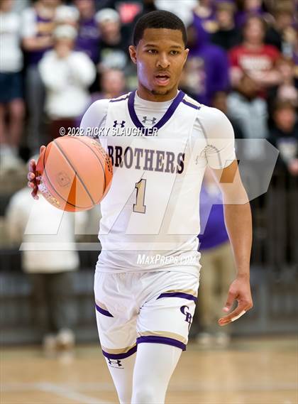 Thumbnail 2 in Christian Brothers vs. St. Louis Universityn (MSHSAA Class 6 Sectional) photogallery.