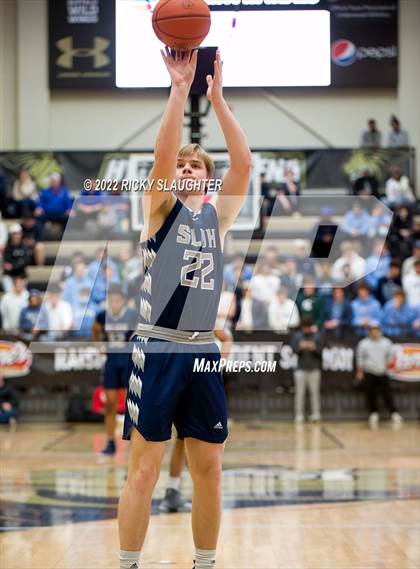 Thumbnail 3 in Christian Brothers vs. St. Louis Universityn (MSHSAA Class 6 Sectional) photogallery.