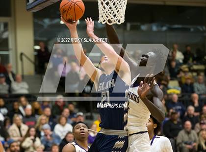 Thumbnail 1 in Christian Brothers vs. St. Louis Universityn (MSHSAA Class 6 Sectional) photogallery.