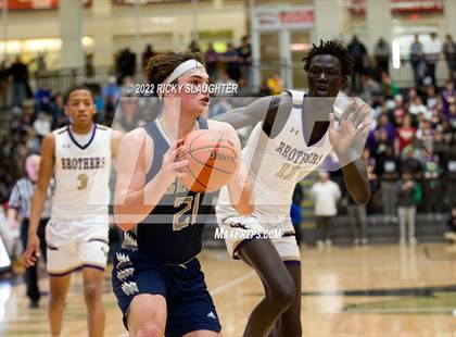 Thumbnail 3 in Christian Brothers vs. St. Louis Universityn (MSHSAA Class 6 Sectional) photogallery.