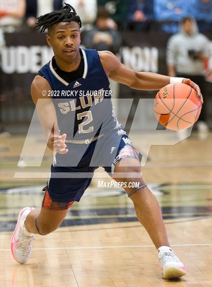 Thumbnail 3 in Christian Brothers vs. St. Louis Universityn (MSHSAA Class 6 Sectional) photogallery.