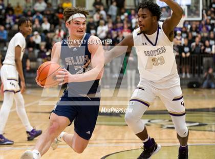 Thumbnail 3 in Christian Brothers vs. St. Louis Universityn (MSHSAA Class 6 Sectional) photogallery.