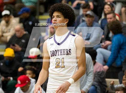 Thumbnail 1 in Christian Brothers vs. St. Louis Universityn (MSHSAA Class 6 Sectional) photogallery.