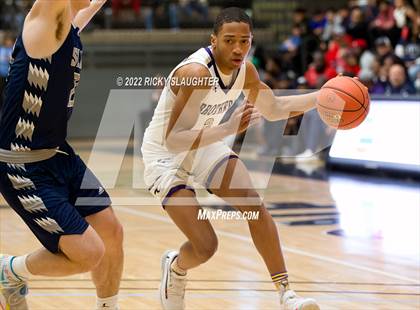 Thumbnail 2 in Christian Brothers vs. St. Louis Universityn (MSHSAA Class 6 Sectional) photogallery.