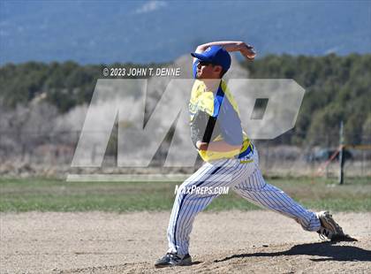 Thumbnail 2 in Mora @ Penasco photogallery.