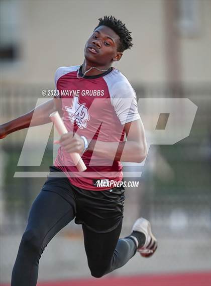 Thumbnail 3 in UIL 16 3A District Meet photogallery.