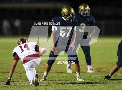 Thumbnail 2 in Bell Gardens vs Alhambra photogallery.
