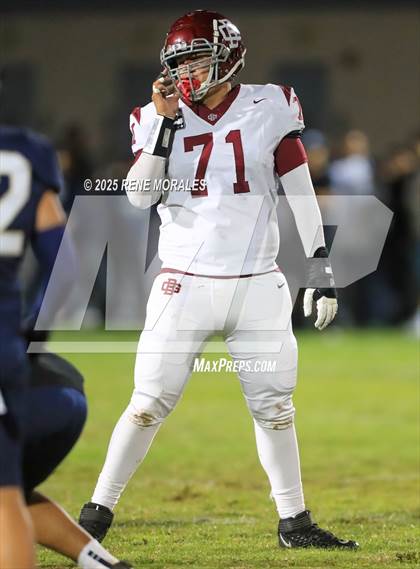 Thumbnail 2 in Bell Gardens vs Alhambra photogallery.