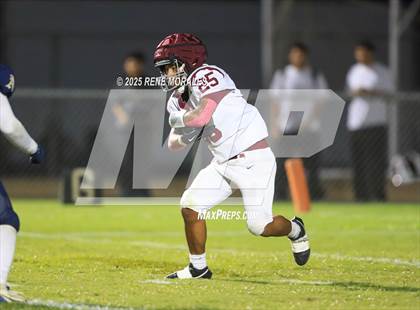 Thumbnail 3 in Bell Gardens vs Alhambra photogallery.
