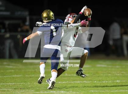 Thumbnail 2 in Bell Gardens vs Alhambra photogallery.