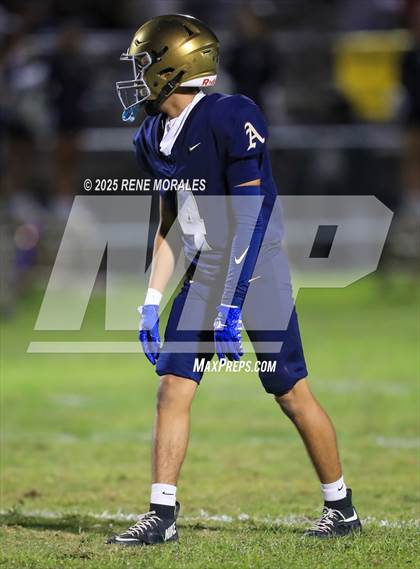 Thumbnail 3 in Bell Gardens vs Alhambra photogallery.