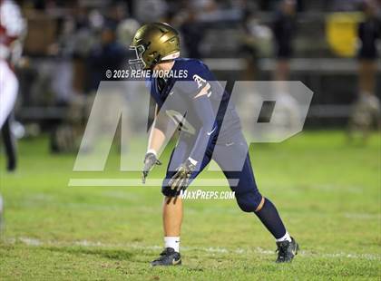 Thumbnail 2 in Bell Gardens vs Alhambra photogallery.