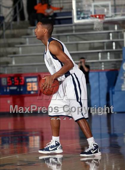 Thumbnail 2 in Marcus vs Huntington (Metroplex Thanksgiving Hoopfest) photogallery.