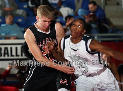 Thumbnail 3 in Marcus vs Huntington (Metroplex Thanksgiving Hoopfest) photogallery.
