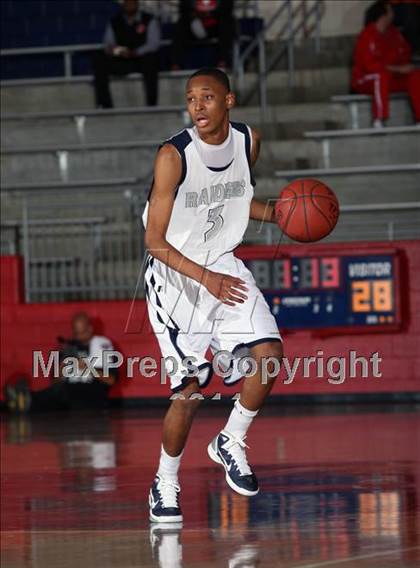 Thumbnail 2 in Marcus vs Huntington (Metroplex Thanksgiving Hoopfest) photogallery.
