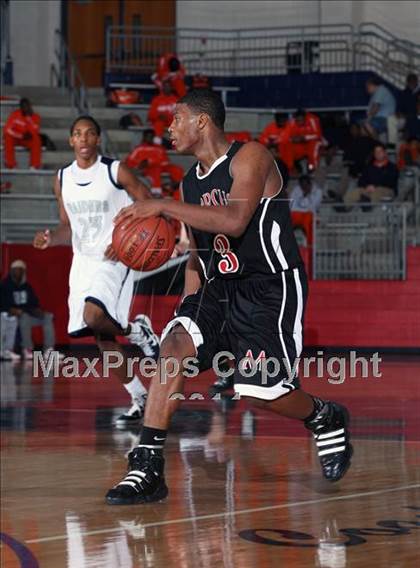 Thumbnail 3 in Marcus vs Huntington (Metroplex Thanksgiving Hoopfest) photogallery.