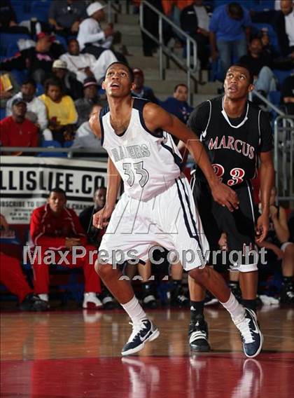 Thumbnail 3 in Marcus vs Huntington (Metroplex Thanksgiving Hoopfest) photogallery.
