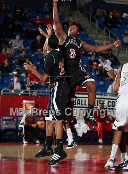 Thumbnail 2 in Marcus vs Huntington (Metroplex Thanksgiving Hoopfest) photogallery.
