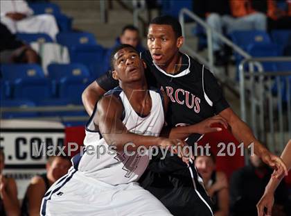 Thumbnail 2 in Marcus vs Huntington (Metroplex Thanksgiving Hoopfest) photogallery.