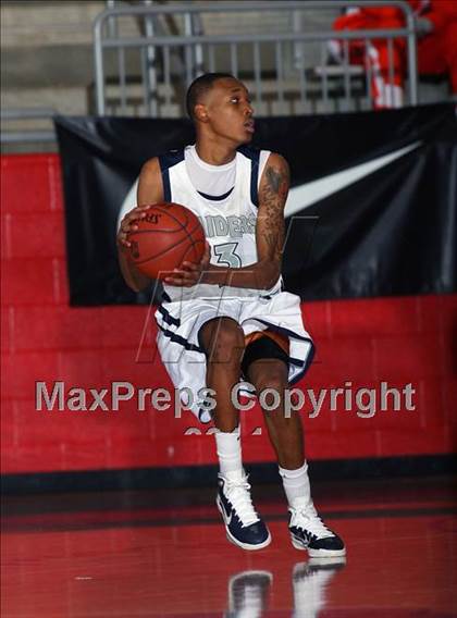 Thumbnail 3 in Marcus vs Huntington (Metroplex Thanksgiving Hoopfest) photogallery.