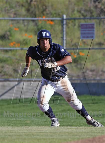 Thumbnail 1 in El Dorado @ Vista del Lago photogallery.