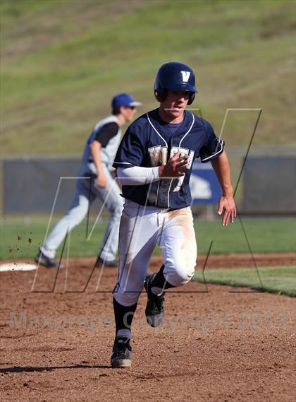 Thumbnail 2 in El Dorado @ Vista del Lago photogallery.